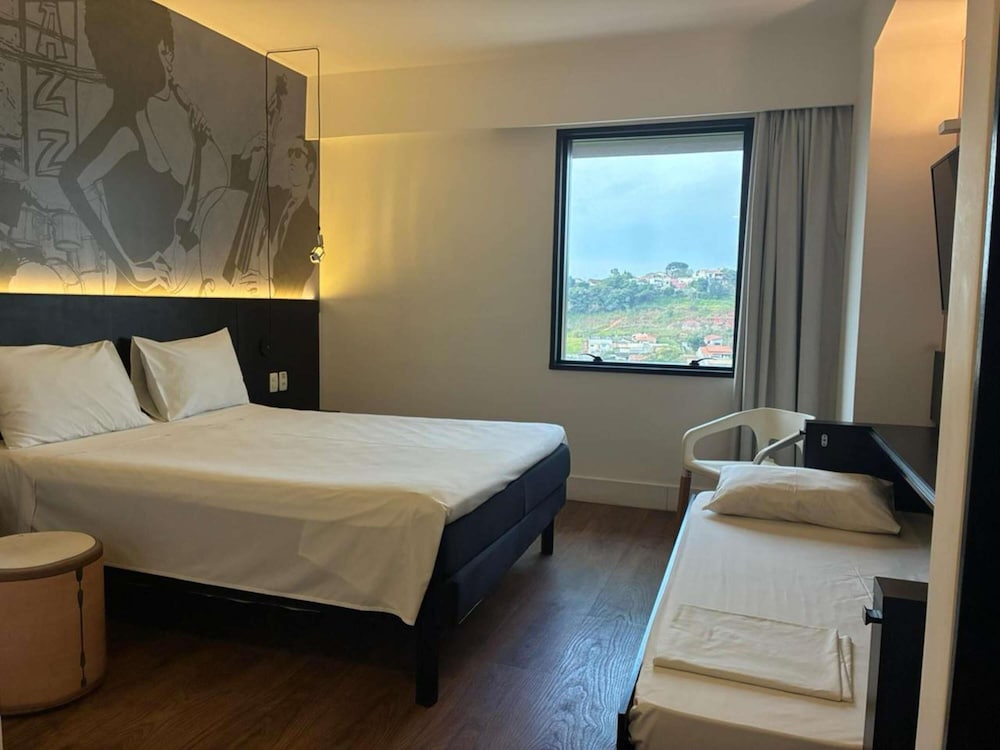 Ibis Styles Taubate 23/72