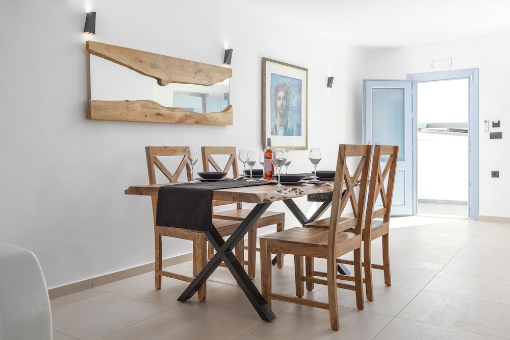 Sole doro Luxury Suites Santorini 5/50
