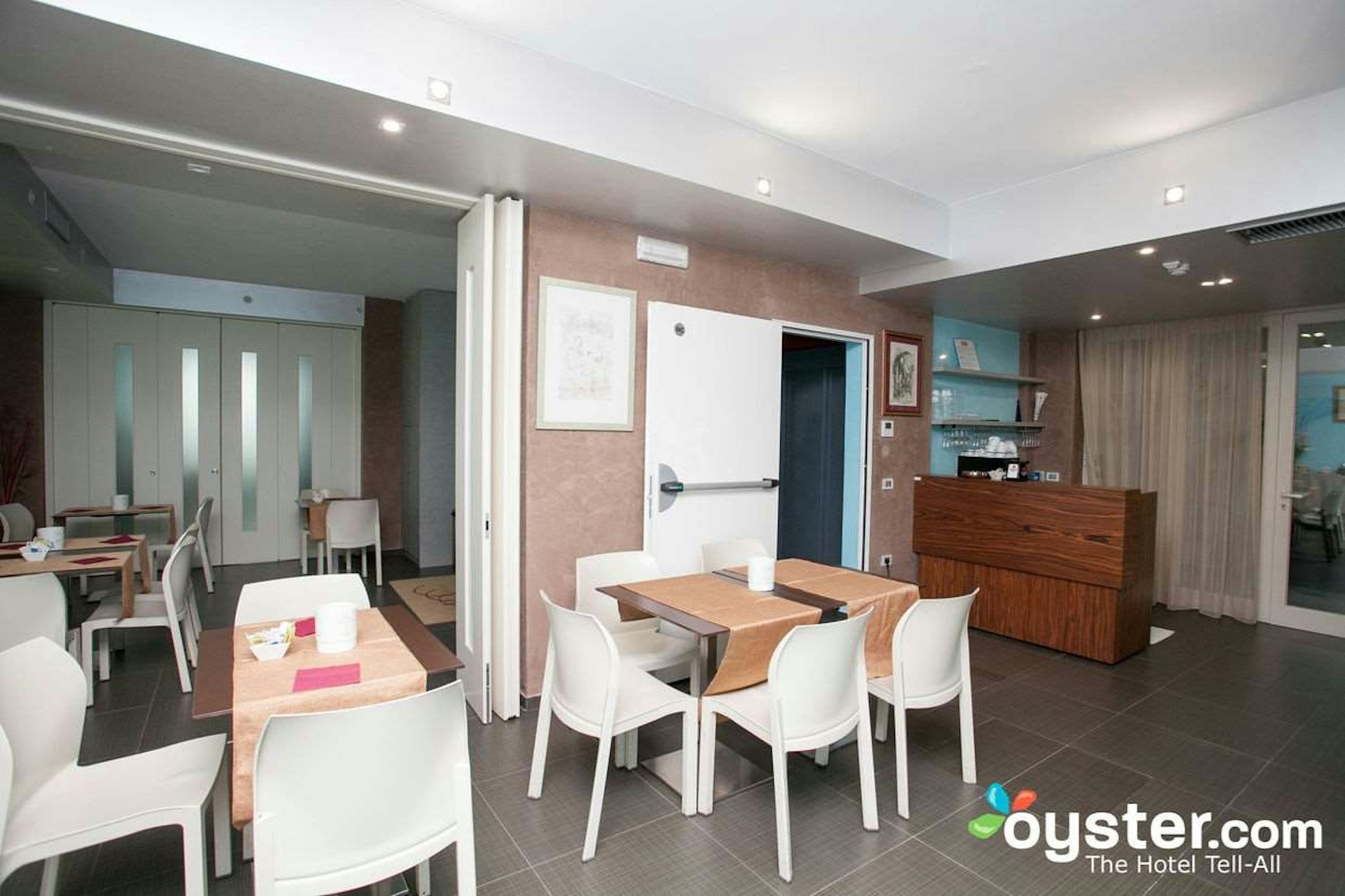 Hotel 33 Baroni 40/50