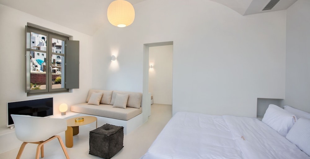 Old Castle Oia by Mr and Mrs White 15/59