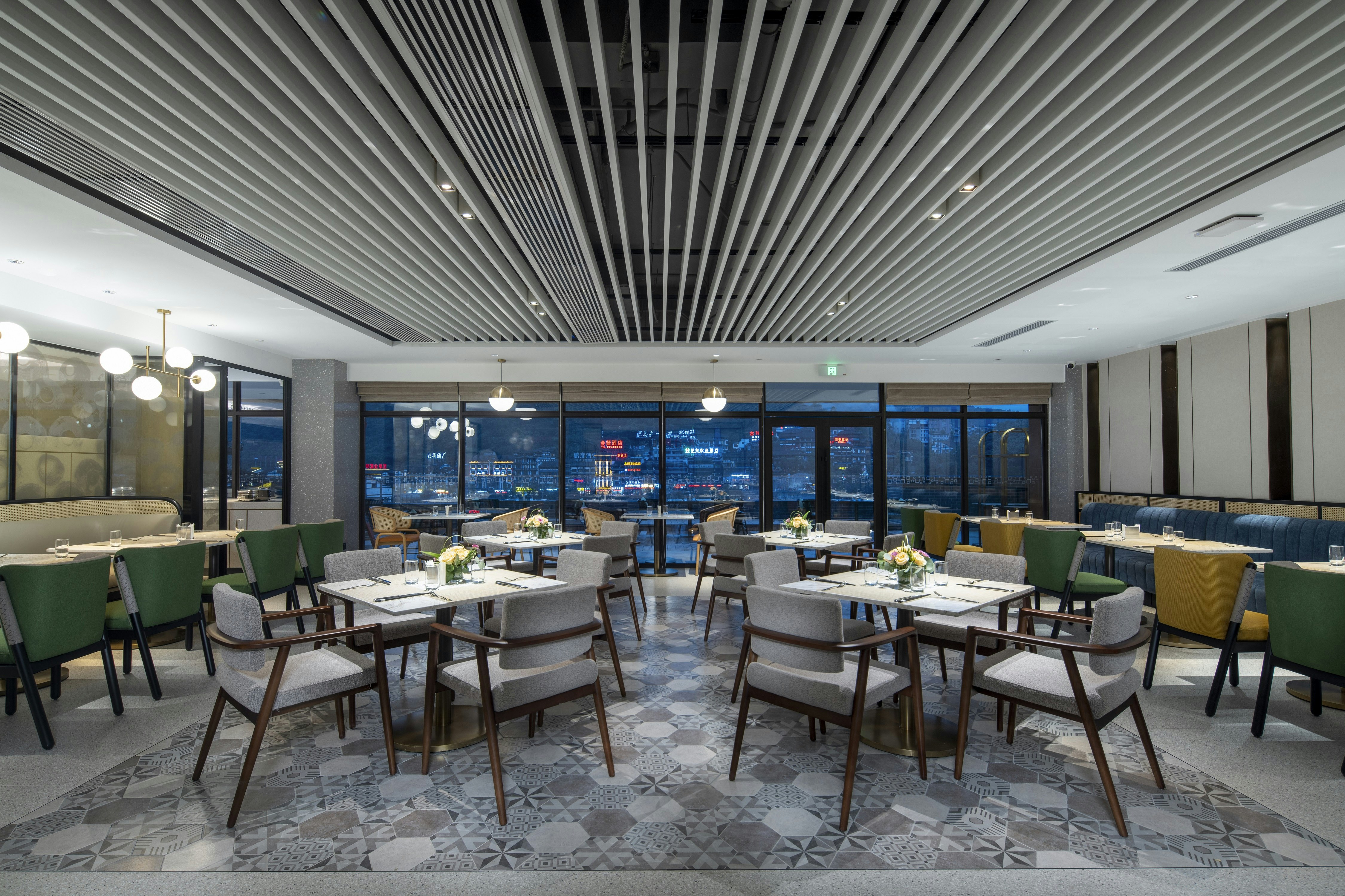 Hilton Garden Inn Guizhou Maotai Town 38/45