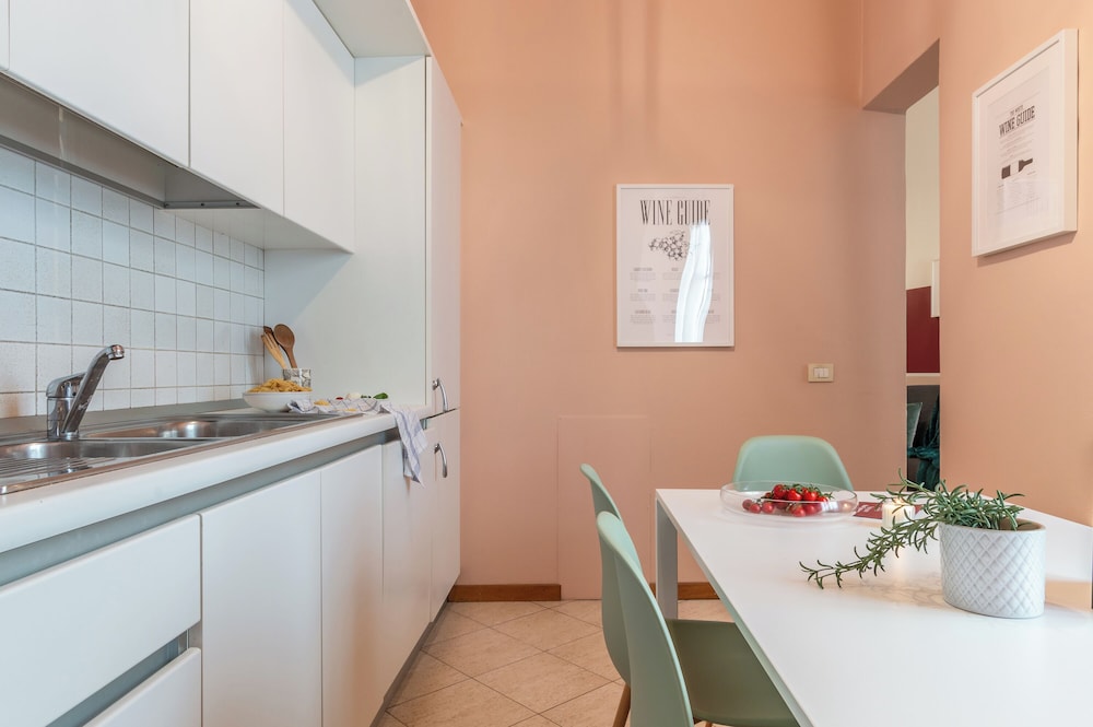Wine Apartments Florence Moscato 42/47
