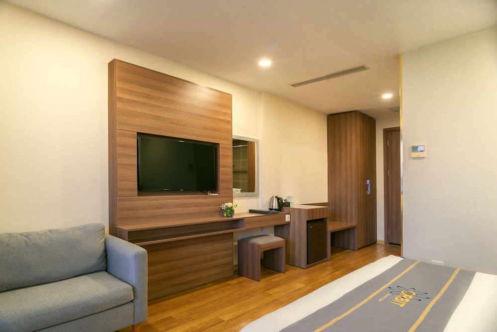 Orbit Hotel 28/50