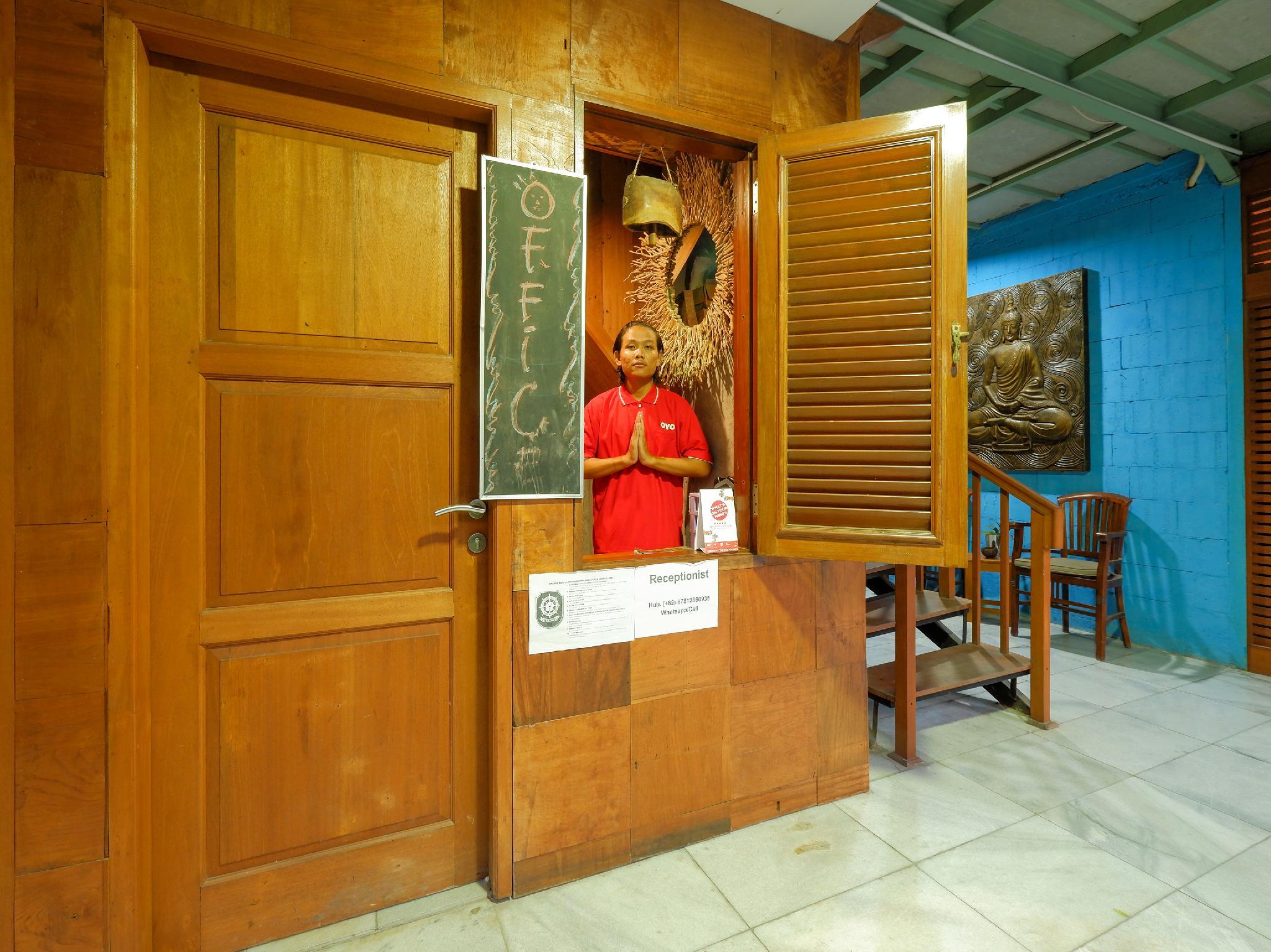 OYO 4016 Tan Jokteng Guest House 6/51