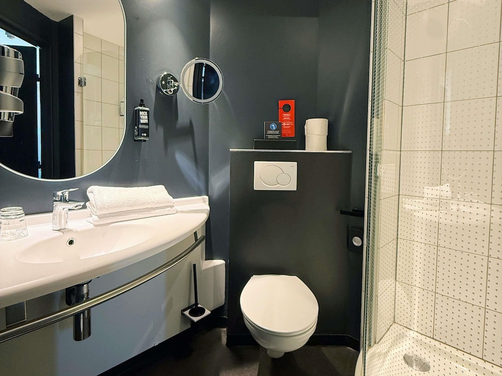 ibis Luxembourg Aeroport 73/74