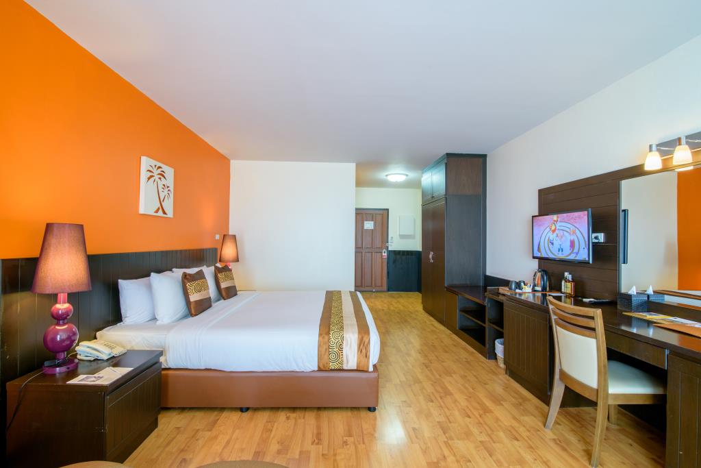 PREMIER SEA VIEW ROOM.