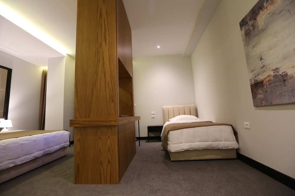 Delta Hotel 21/48