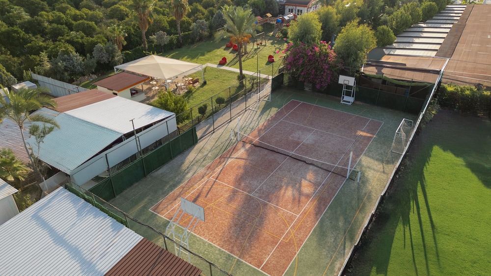 Club Hotel Belpinar 19/50