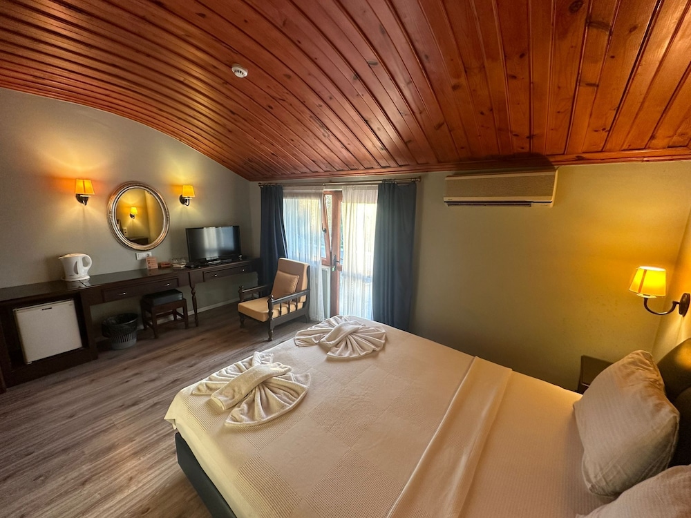 Akkent Garden Hotel 36/63