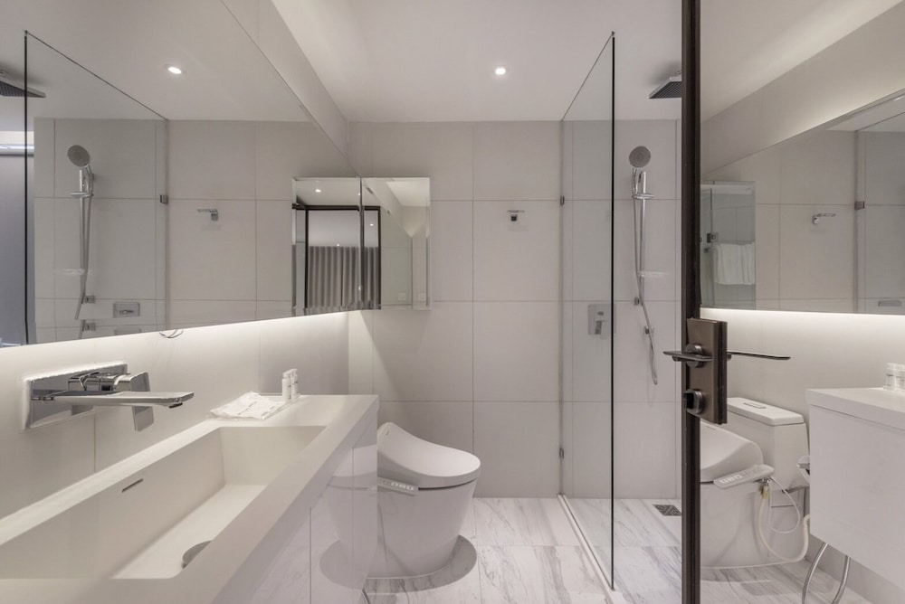 PREMIER, TWIN BEDS