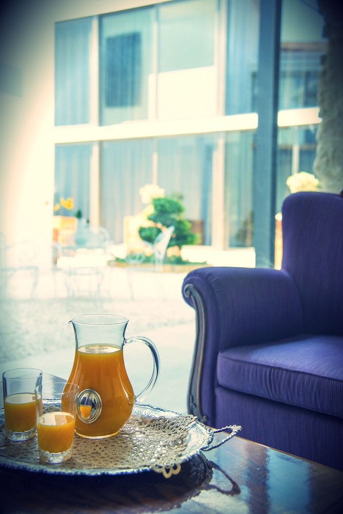 Lokal Hotel 49/64