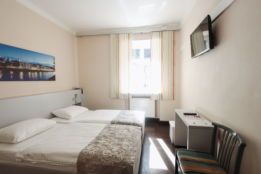 Altstadt Hotel Hofwirt Salzburg 24/89