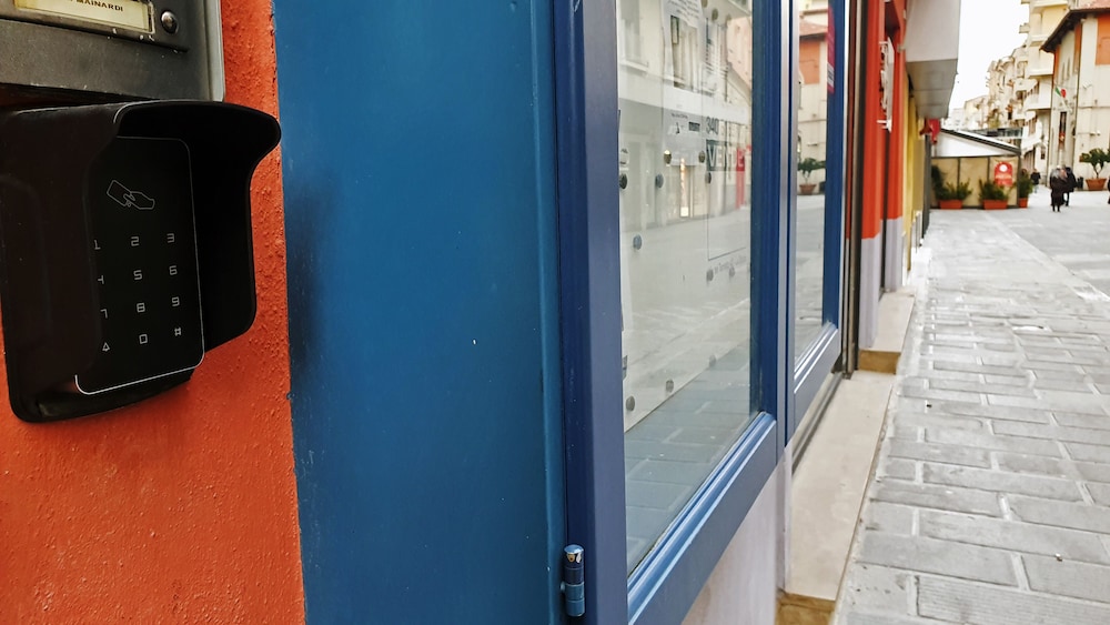 6thLand Rent Rooms La Spezia 40/50