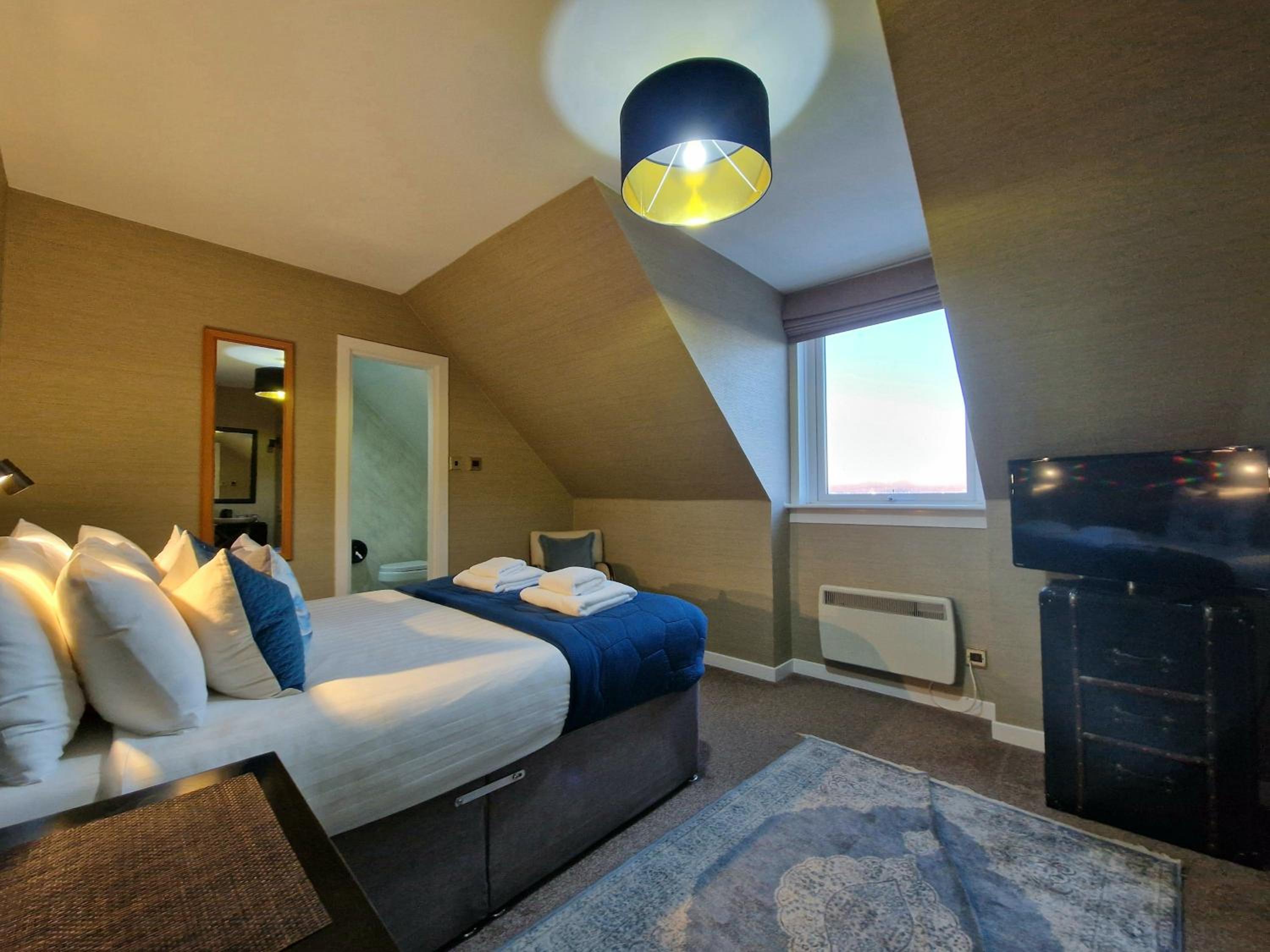 Standard, Double Bed