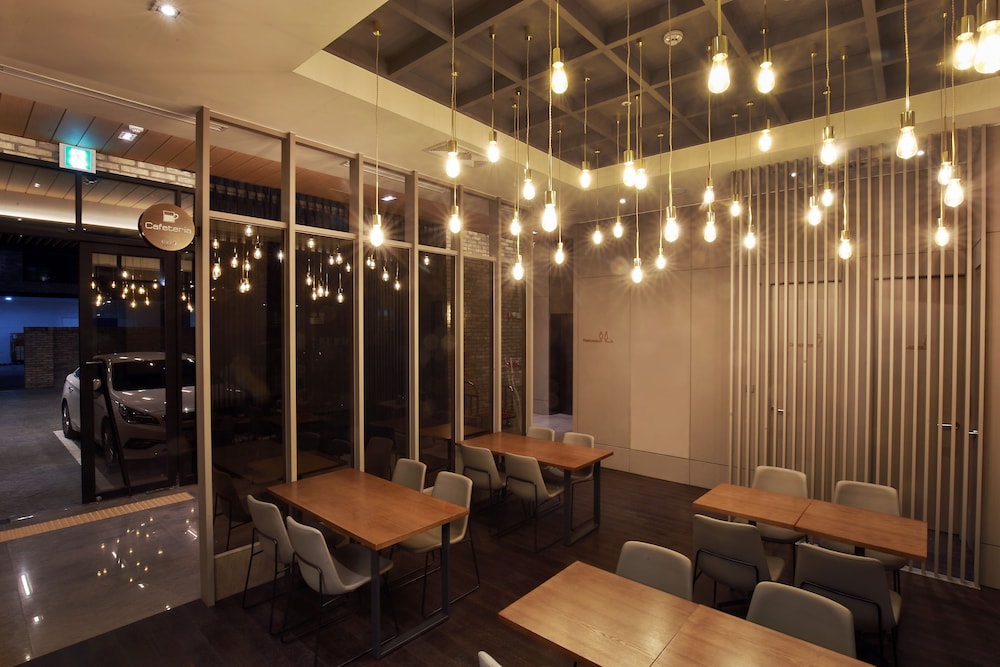 Hotel East9 53/69