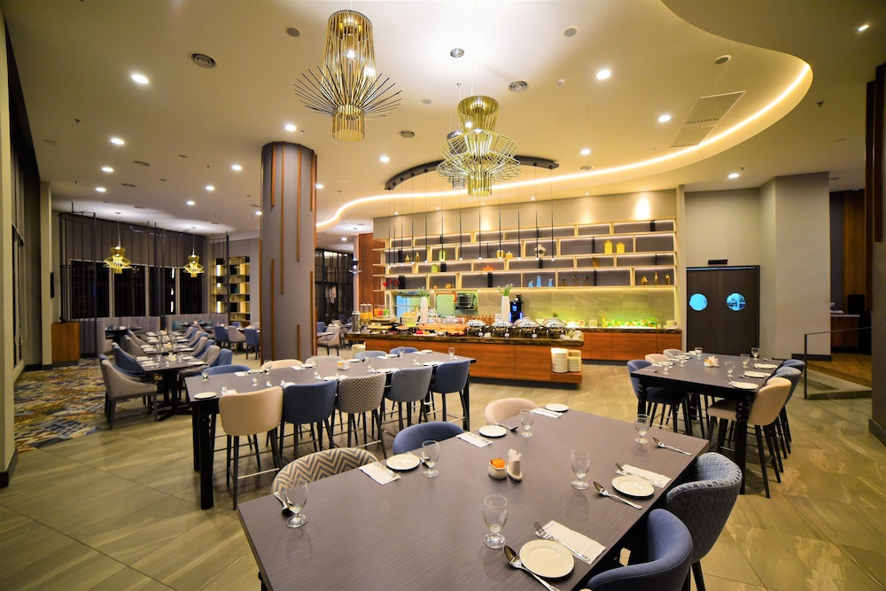 Mercure Selangor Selayang 50/70