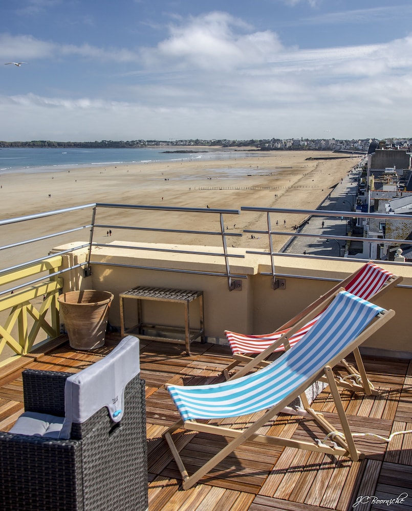 Logis Hotel Les Ambassadeurs 35/42