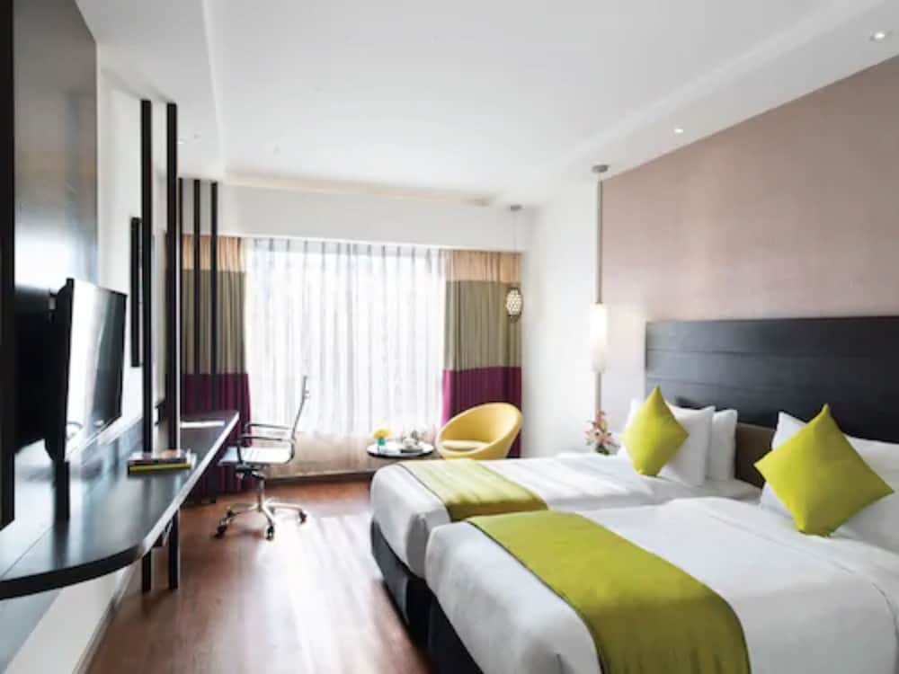 Hycinth Hotels 4/41
