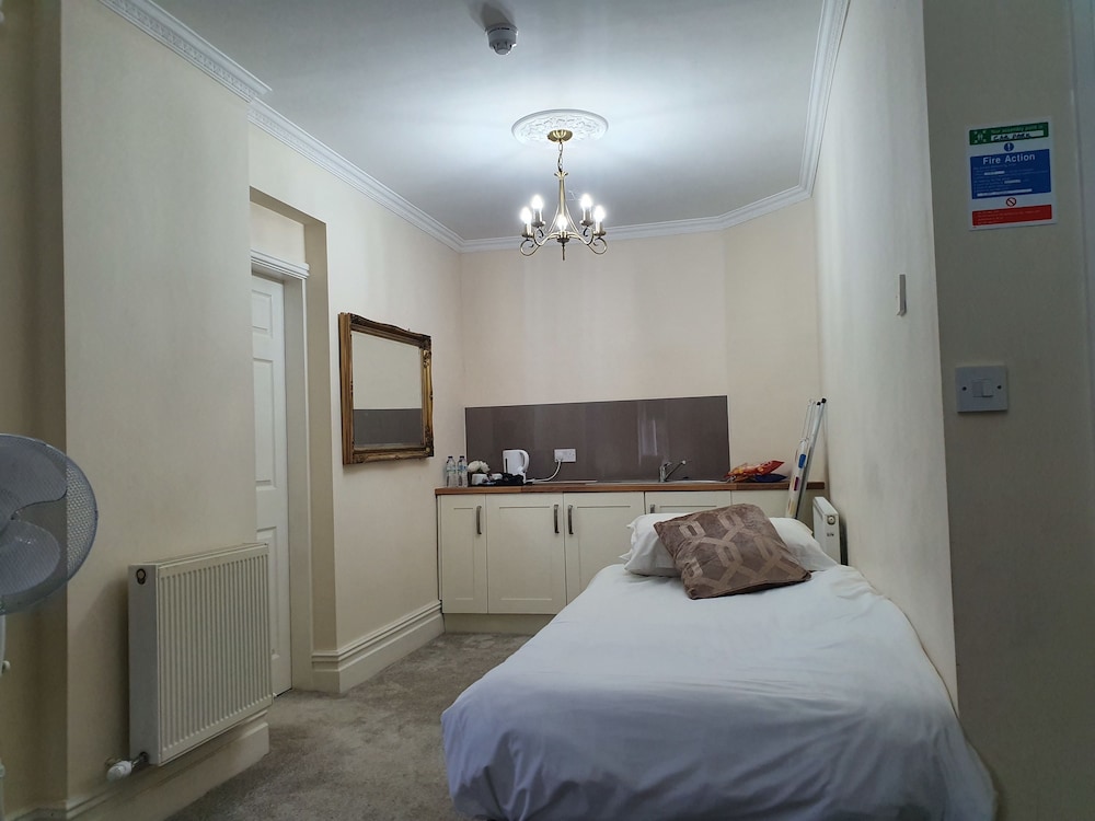 The Park Hotel Preston 22/65