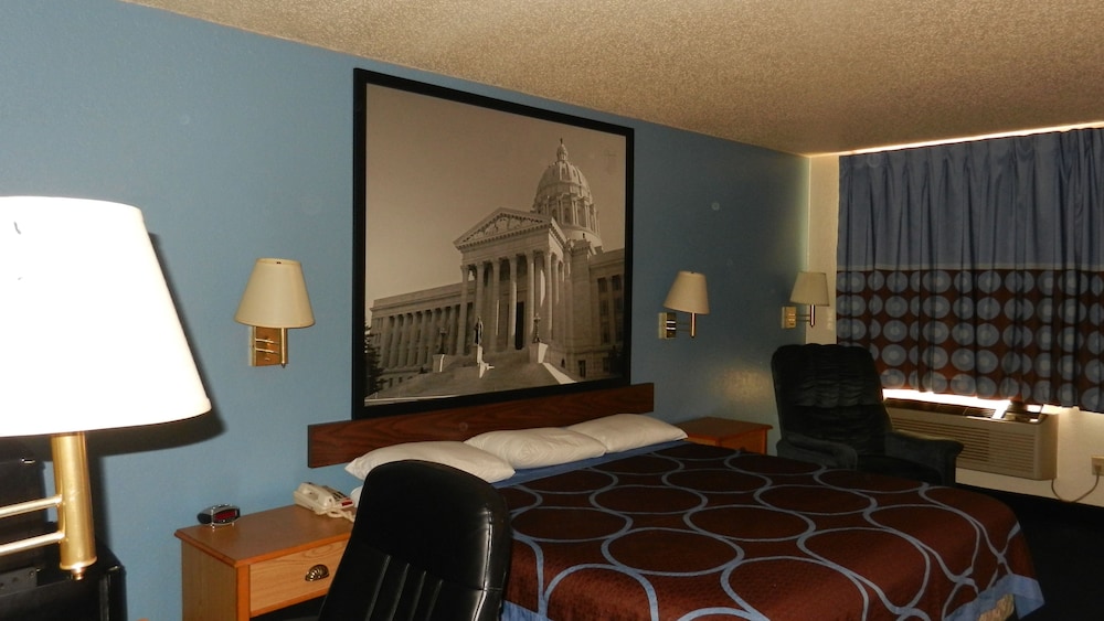 Super 8 By Wyndham Potosi 16/29