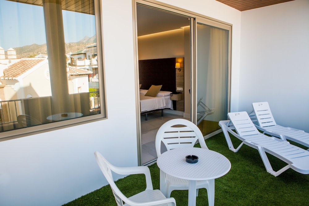 Hotel Los Arcos 41/63
