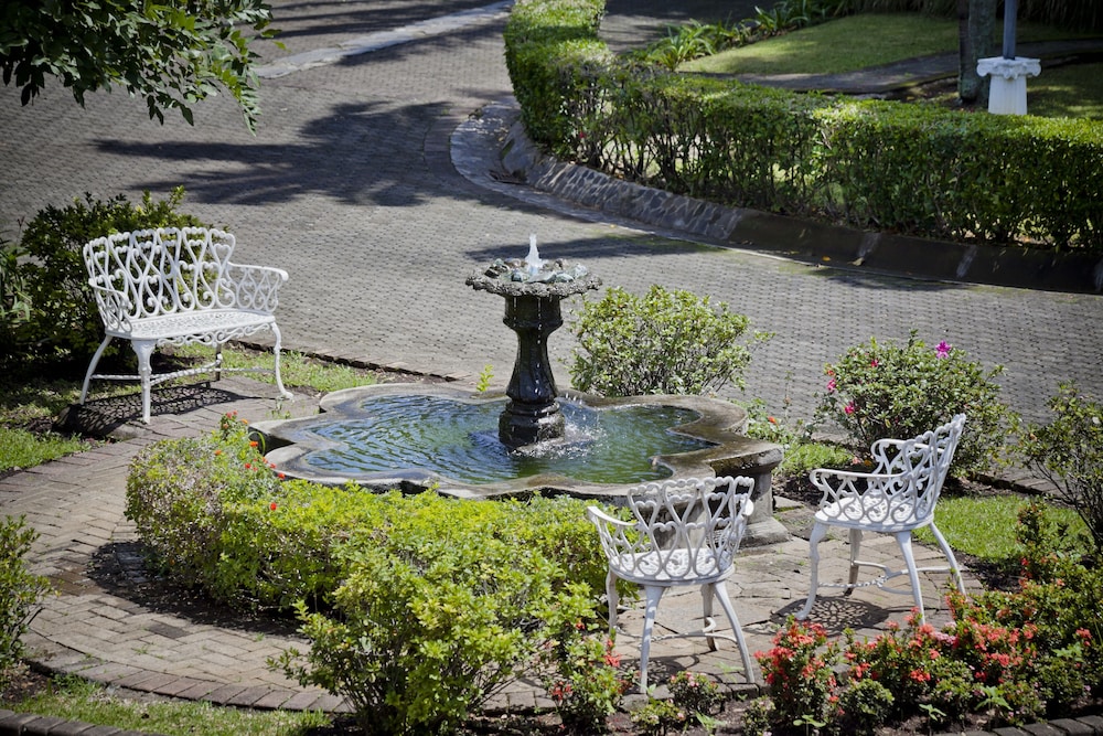El Rodeo Estancia Boutique Hotel &amp; Steakhouse 62/66
