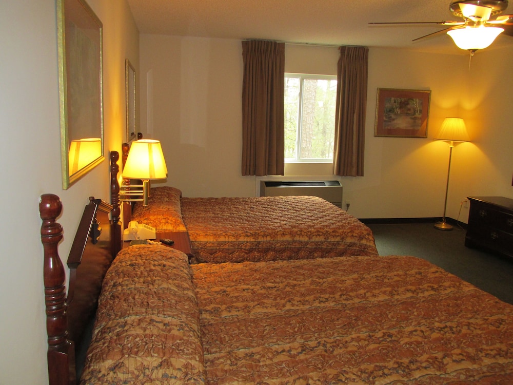 High Falls Hide-A-Way Lodging 13/49