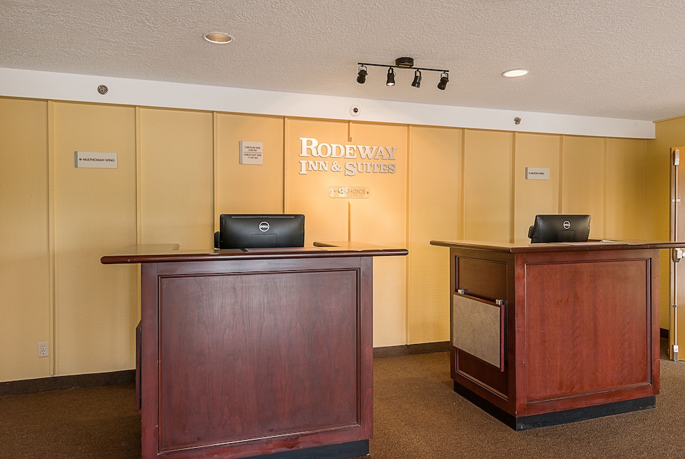 Rodeway Inn & Suites Portland - Jantzen Beach image