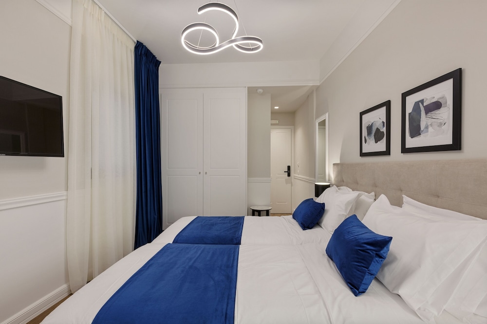 Classic Hotel by Athens Prime Hotels 17/40