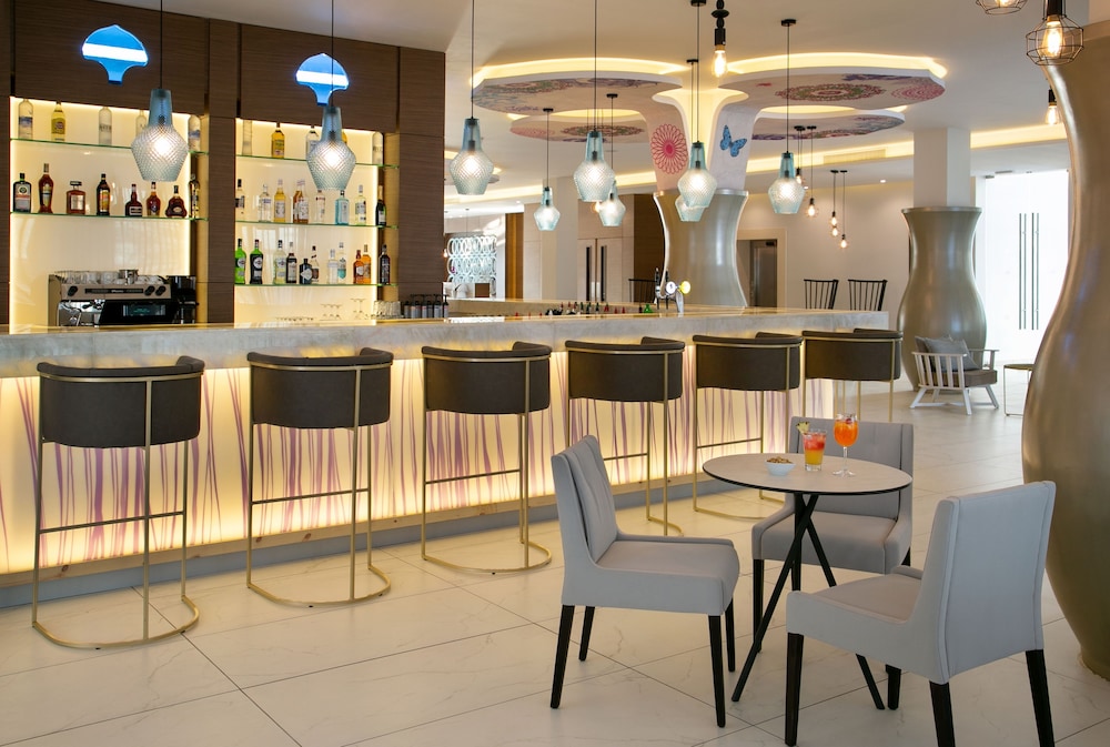 Vangelis Hotel Apartments 55/72