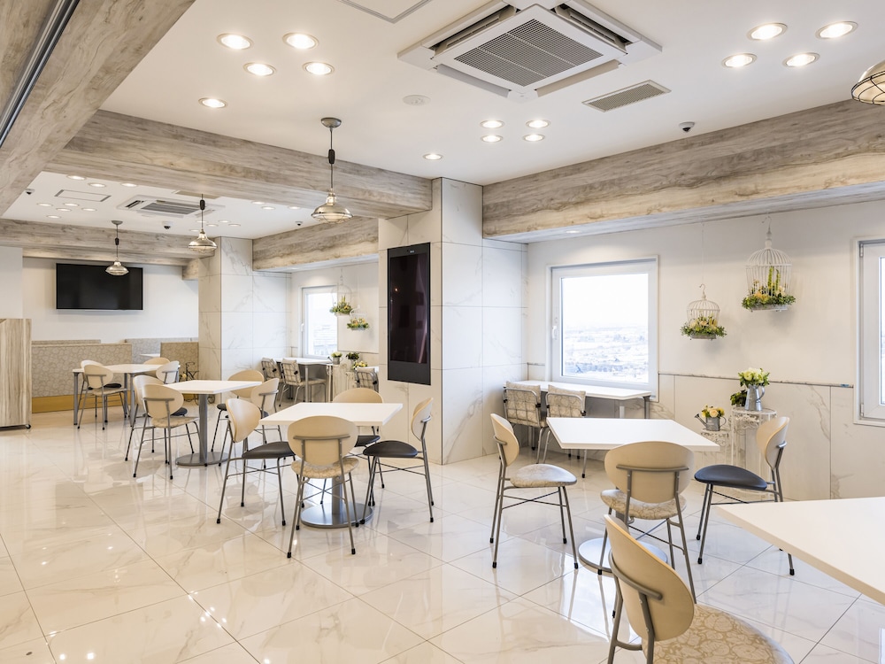 Toyoko Inn Tsubamesanjo Ekimae 40/42