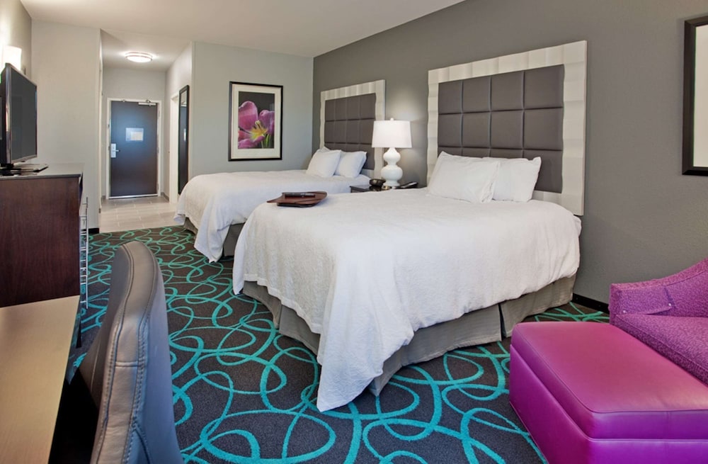 Hampton Inn Kearney 28/57