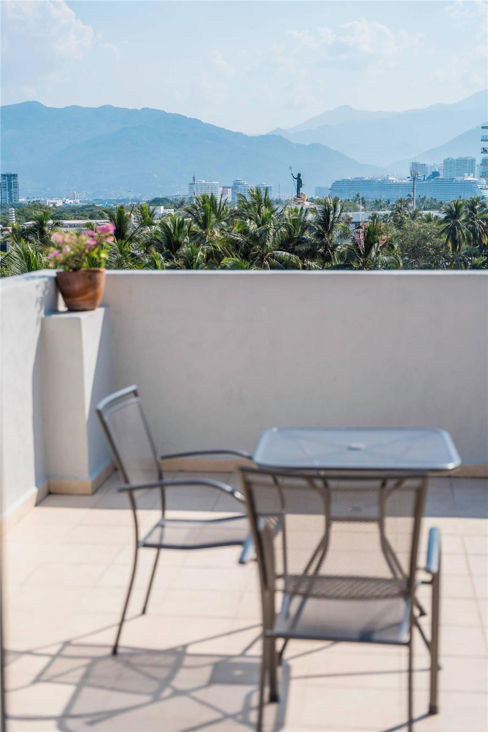 Comfort Inn Puerto Vallarta Golfside & Marina 16/36