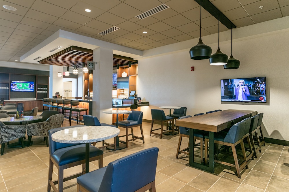 Hyatt Place Wilmington Riverfront 49/66