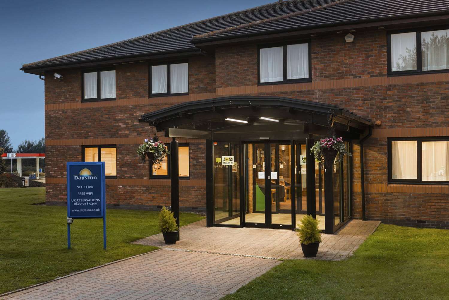 Days Inn by Wyndham Stafford 1/10