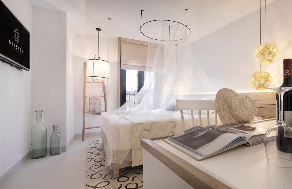 Gatzara Suites Santa Gertrudis 42/76
