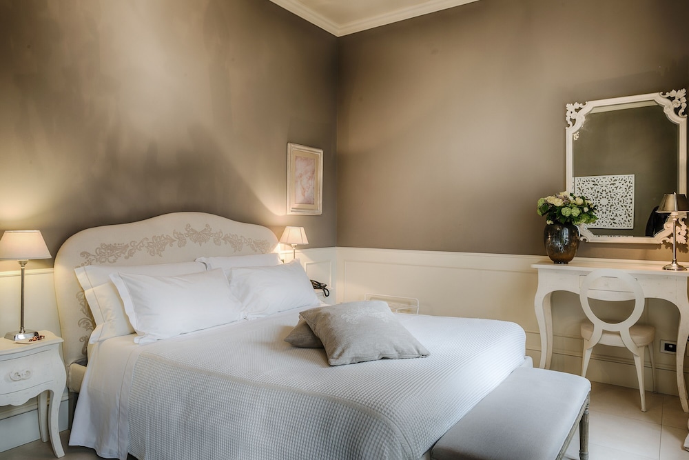 Relais Villa Vittoria 42/43