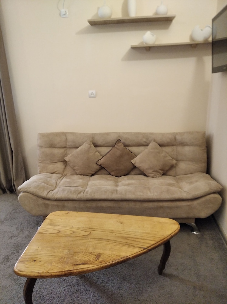 Diplomat Hotel Tbilisi 32/50