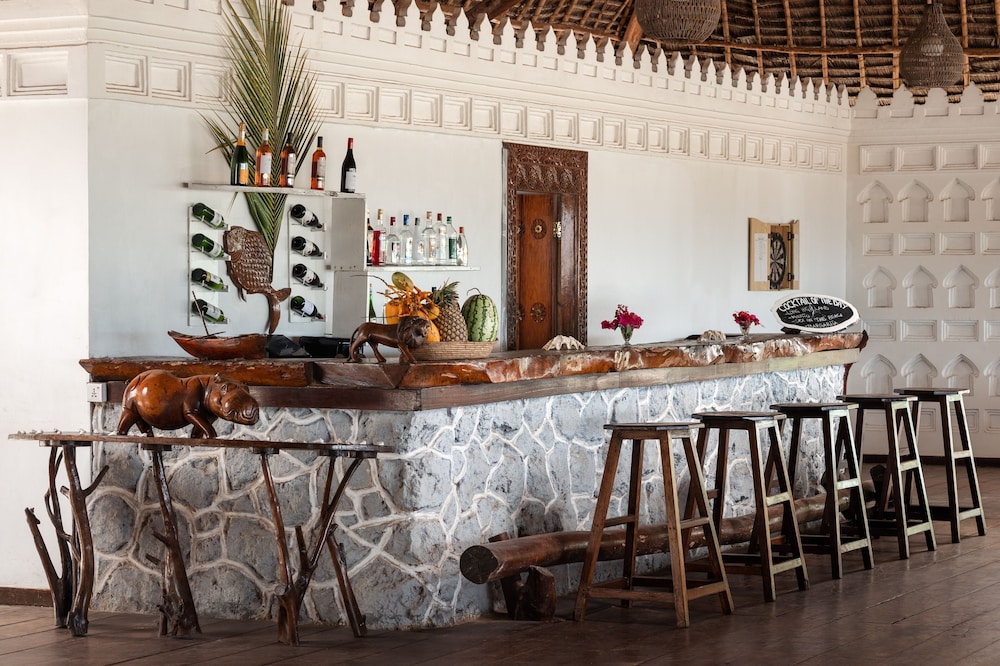Hakuna Majiwe Beach Lodge 45/50