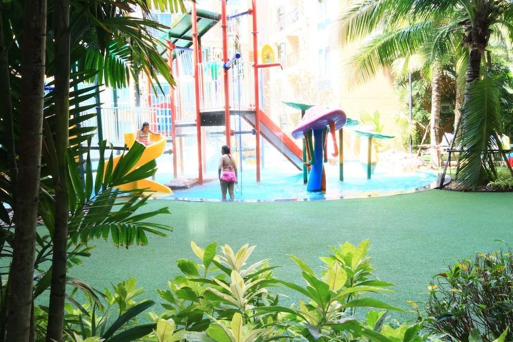 Atlantis Condo And Water Park Pattaya By The Sea 37/50