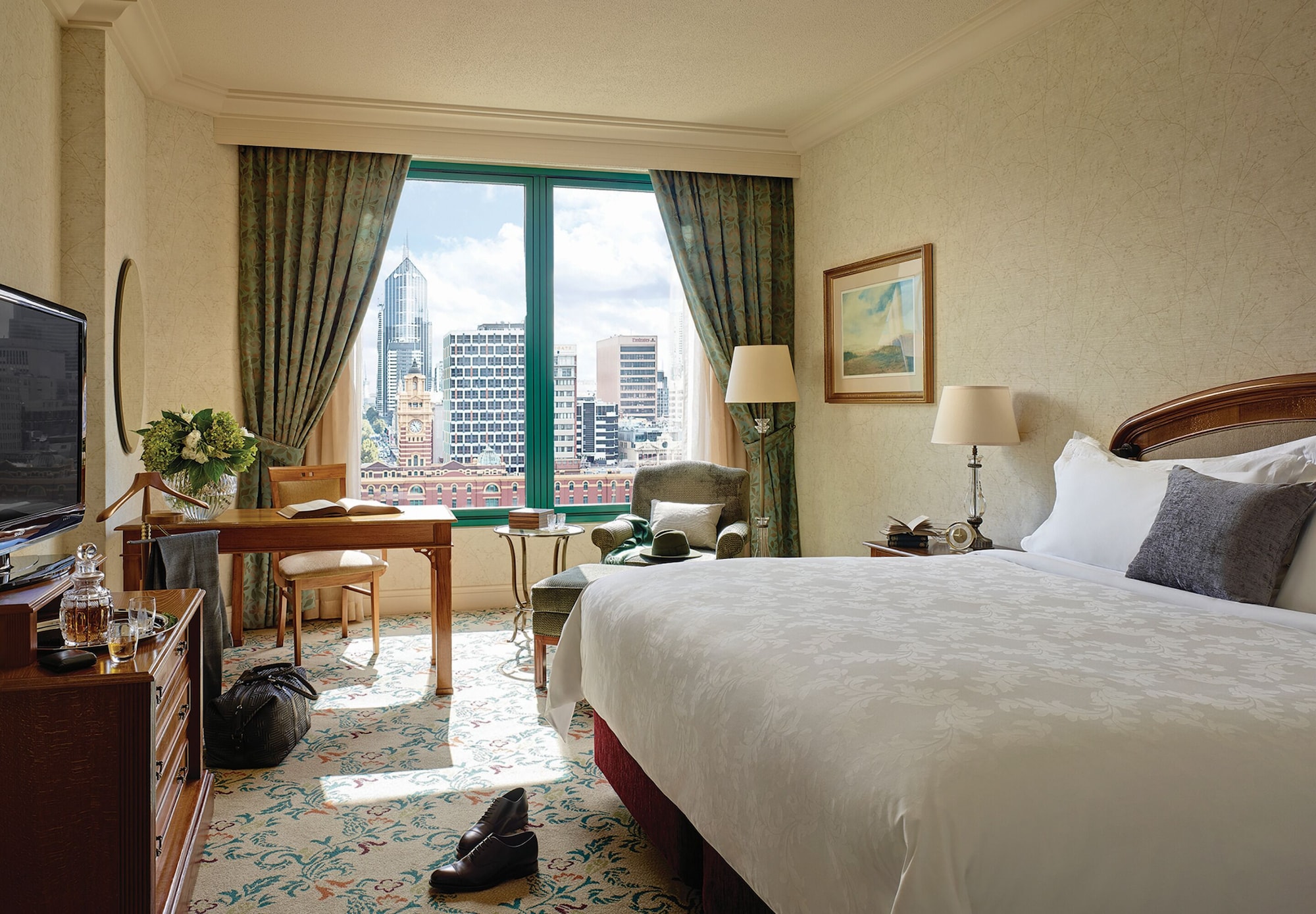 River, Club, Executive, King Bed