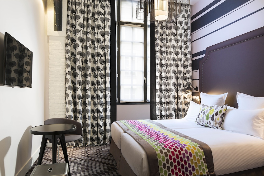 Hotel Fabric 15/64