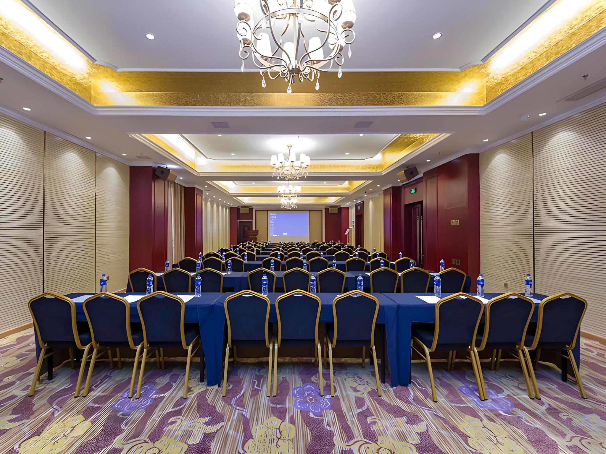 Vienna International Hotel Luotianxian 44/49