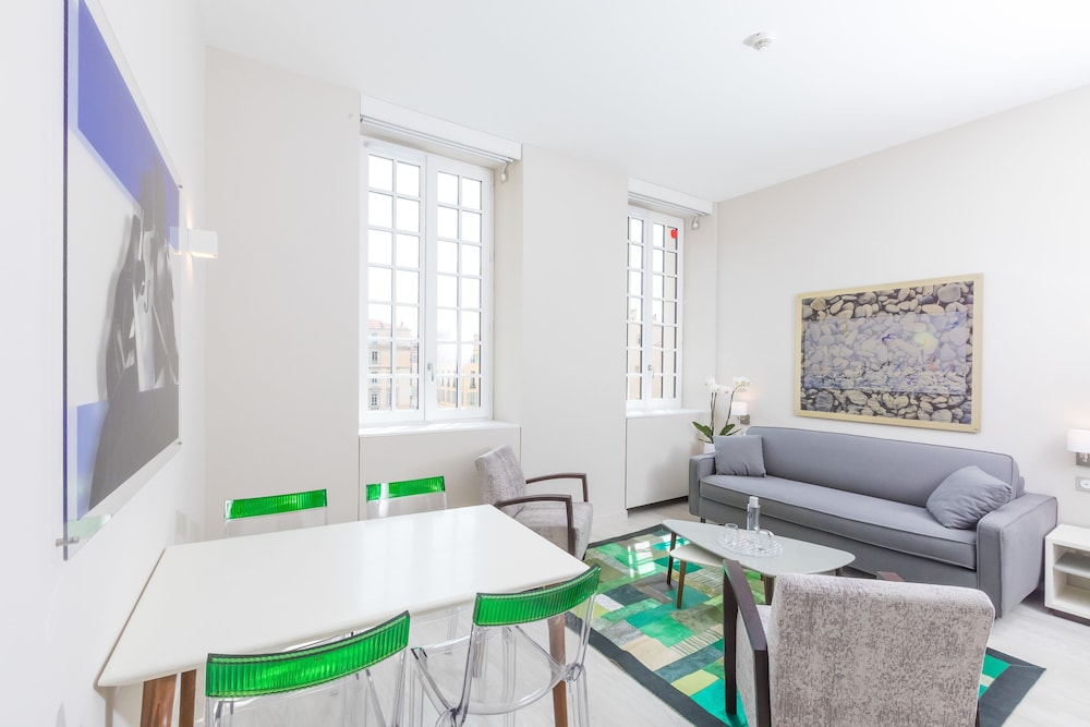 Palais Saleya Boutique Hotel 46/63