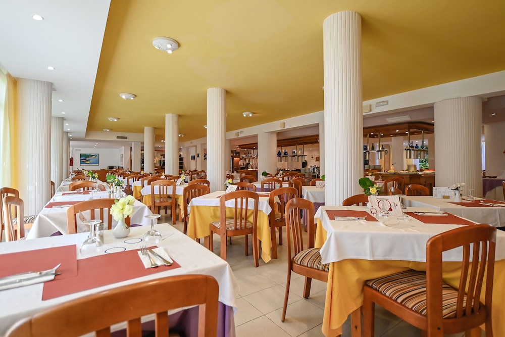 Hotel Alondra 34/50