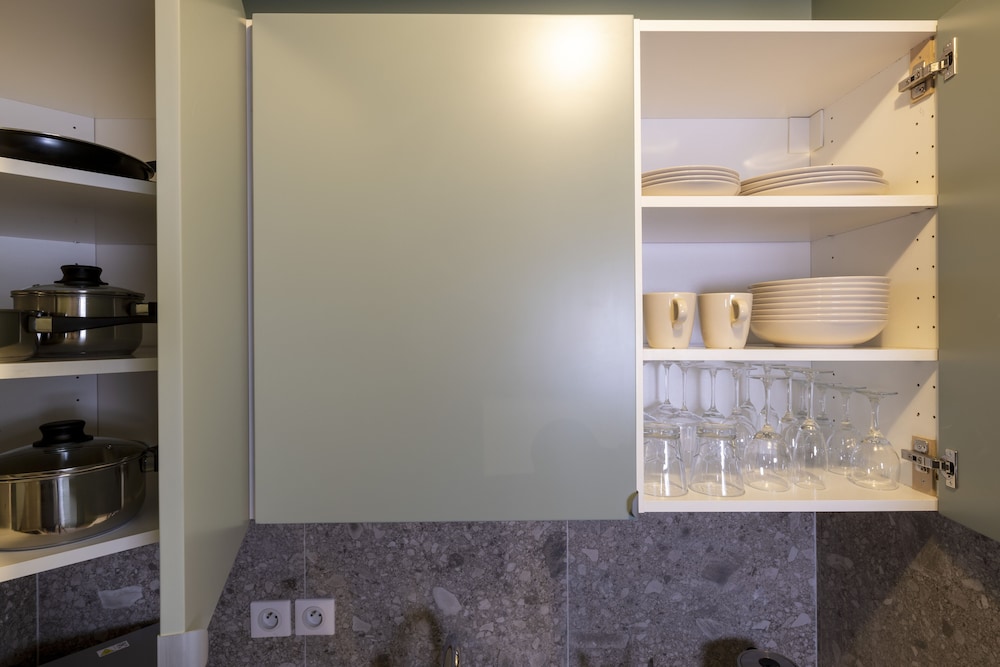 Yuna Blanche Serviced Apartments 68/71