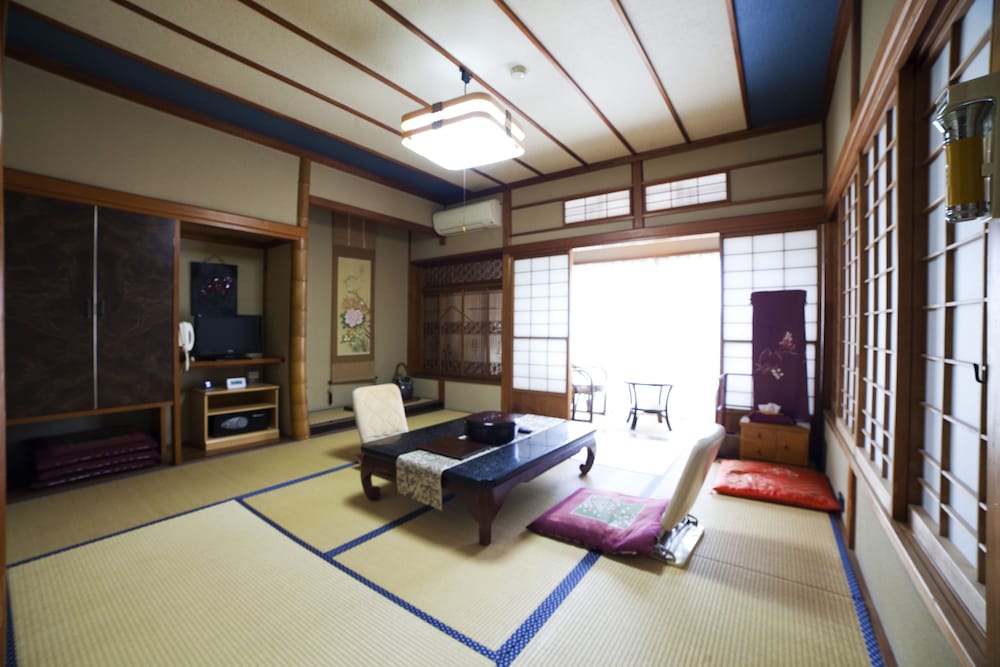 Hinodeya Ryokan 25/68