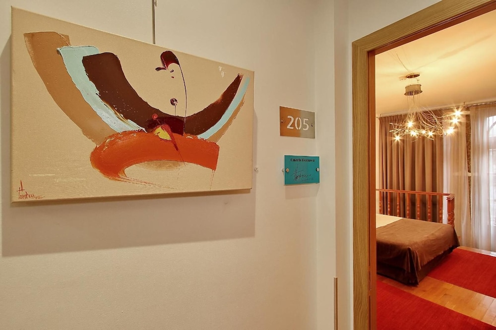 Hotel Mestre de Avis 7/50