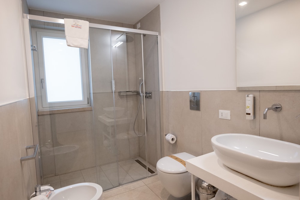 San Lorenzo Boutique Hotel & SPA 66/72