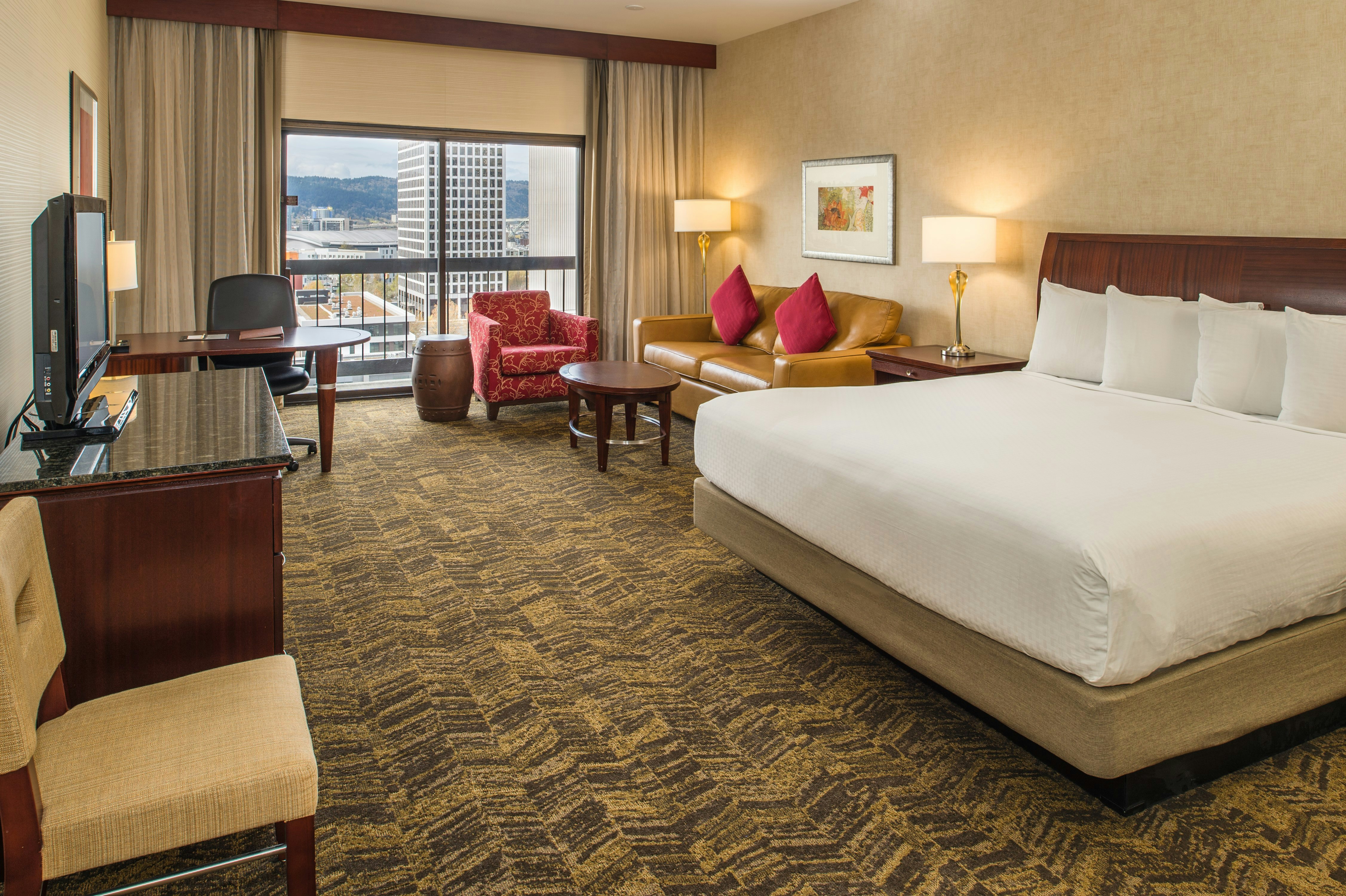 Doubletree By Hilton Hotel Portland 7/50